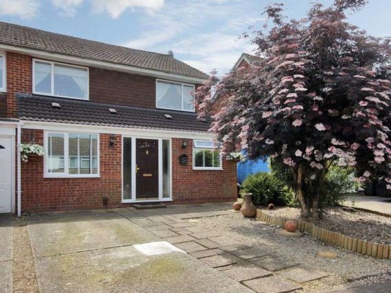 4 Bedroom Semi-Detac...